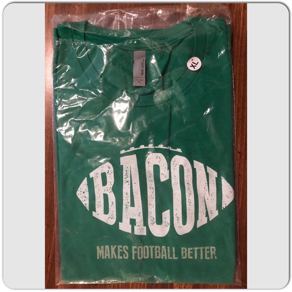 BACON MAKES FOOTBALL BETTER - XL T-SHIRT